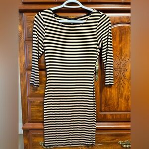 Forever 21 body con striped mini dress 3/4 length sleeve